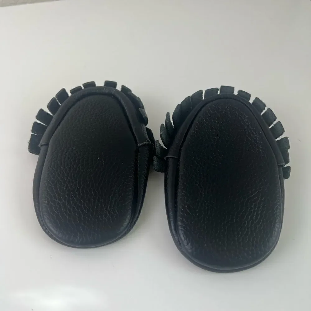 Z by Yoon Designs Baby shoes size 0-6 months